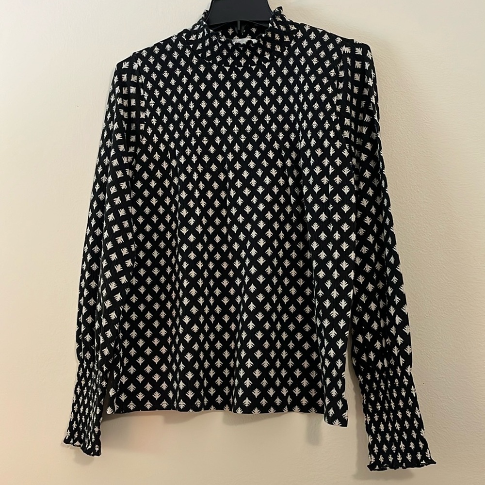 Long sleeves blouse